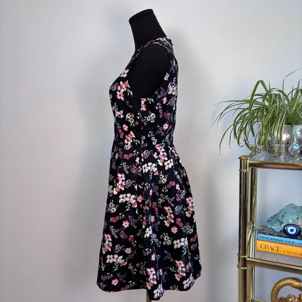 Gap Black Floral Fit and Flare Dress | 6 Petite, Sleeveless Cotton Sun Dress